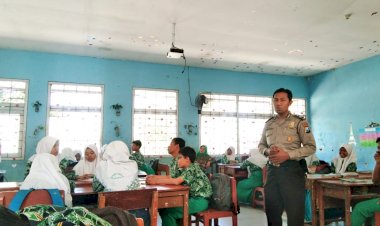 Sat-Binmas-Polresta-Sidoarjo-Perkuat-Wawasan-Kebangsaan-di-Kalangan-Pelajar