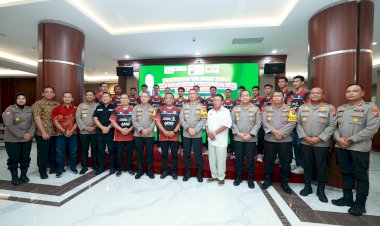 Kapolda-Jatim-Berangkatkan-Tim-Putra-Putri-Kejurnas-Bola-Voli-Junior-2023