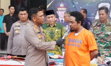 Polresta-Sidoarjo-Gelar-Rilis-Akhir-Tahun-2023-dan-Pemusnahan-Barang-Bukti