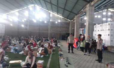 Satgas-OMB-Polres-Magetan-Siaga-24-Jam-di-Gudang-Logistik-KPU