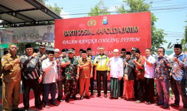 Kapolda-Jatim-Laksanakan-Patroli-Bermotor-dan-Bakti-Sosial-di-Sampang