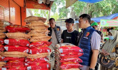Satgas-Pangan-Polresta-Sidoarjo-Cek-Harga-Beras-di-Pasar-Larangan