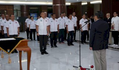 Kapolda-Jatim-Resmi-Dilantik-Segai-Pengprov-PBVSI-Masa-Bakti-2024-2028