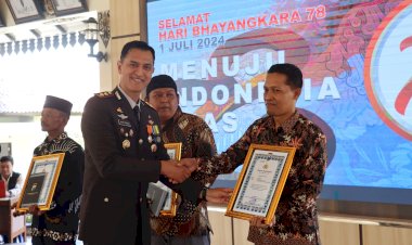 Bantu-Kinerja-Polri,-3-Warga-Magetan-Diganjar-Penghargaan-di-Hari-Bhayangkara-ke-78