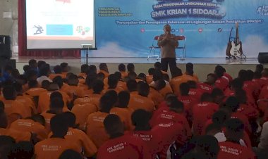 Cegah-Perundungan,-Kanit-Binmas-Polsek-Krian-Himbau-Pelajar-Tidak-Takut-Lapor