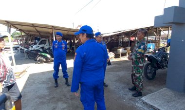 TNI-Polri-di-Sidoarjo-Patroli-Sambang-Desa-Kawasan-Pesisir