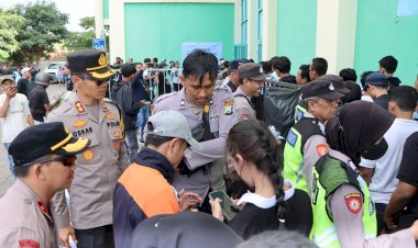 Polres-Tuban-Libatkan-Ratusan-Personel-Gabungan,-Pertandingan-Liga-2-Persela-VS-Deltras-Berlangsung-Kondusif