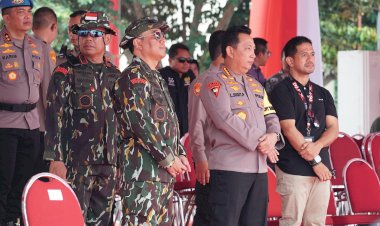 Kapolri-Cek-Gladi-Bersih-Apel-Gelar-Pasukan-Pengamanan-Pengambilan-Sumpah-Presiden-dan-Wapres-RI