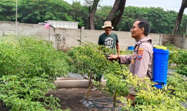 Humanis-Jalankan-Ketahanan-Pangan,-Bhabinkamtibmas-Bantu-Pengelolaan-Lahan